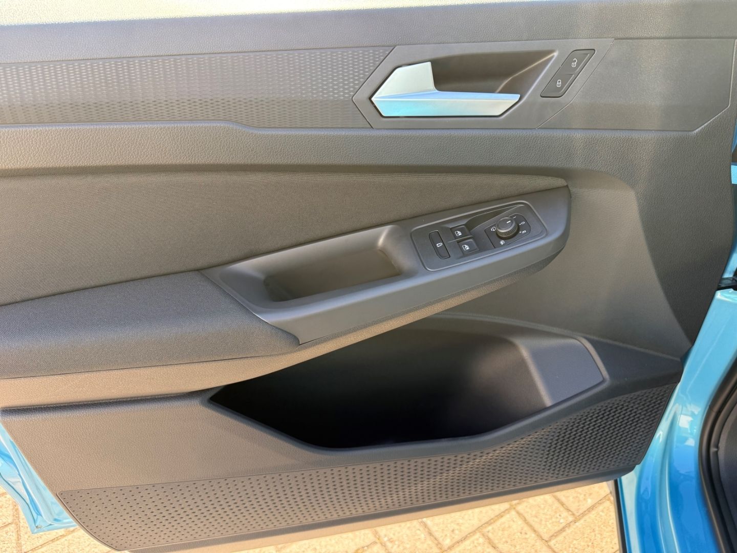 FORD Tourneo Connect 2.0 EcoBlue EU6d Active 7-Sitzer - Image 15