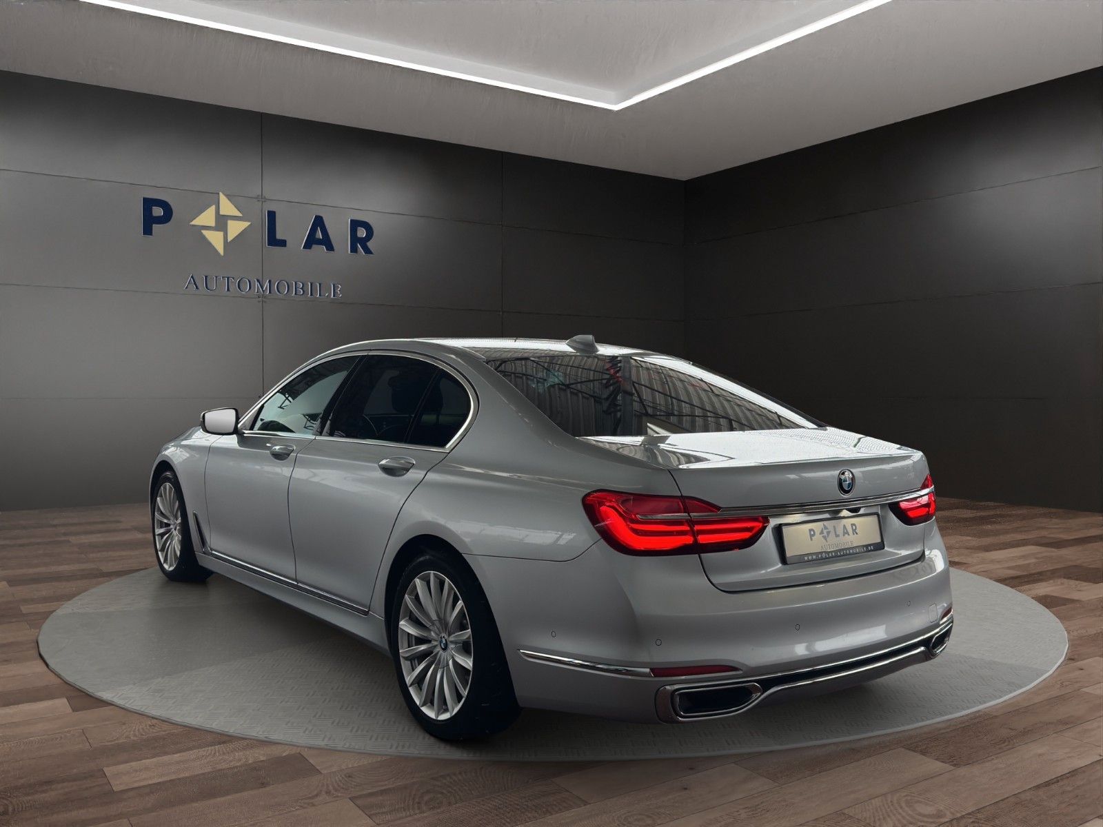 Fahrzeugabbildung BMW 730d 1.Hand /SoftClose/360°/Dig.Cock/4-Zonen