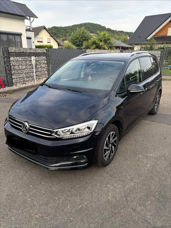 Image of Volkswagen Touran