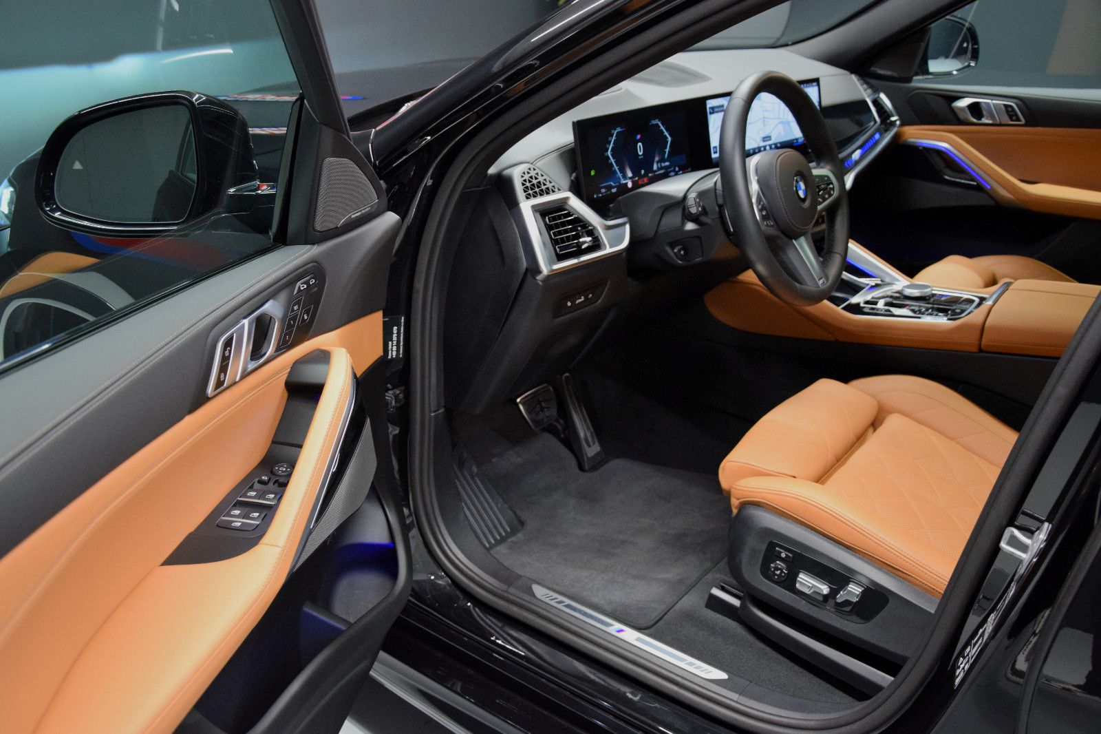 Fahrzeugabbildung BMW X6 30d xDrive M Sport Pro Facelift Pano h/k 360°