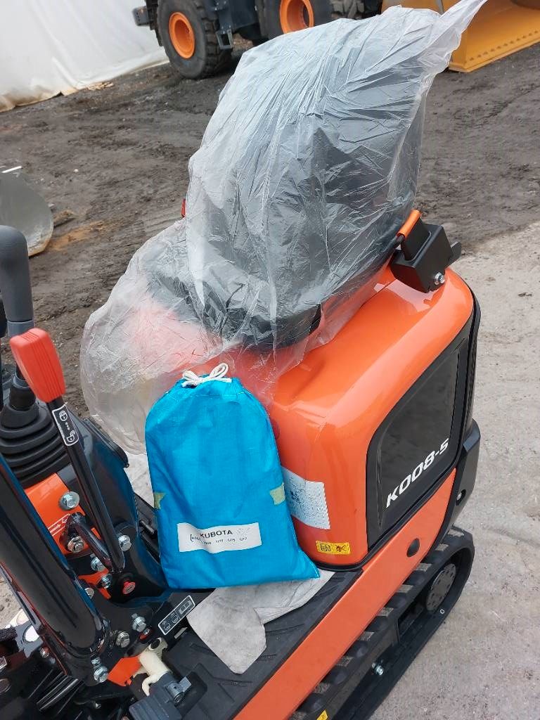 Fahrzeugabbildung Kubota K 008-5 VHG Vorführmaschine