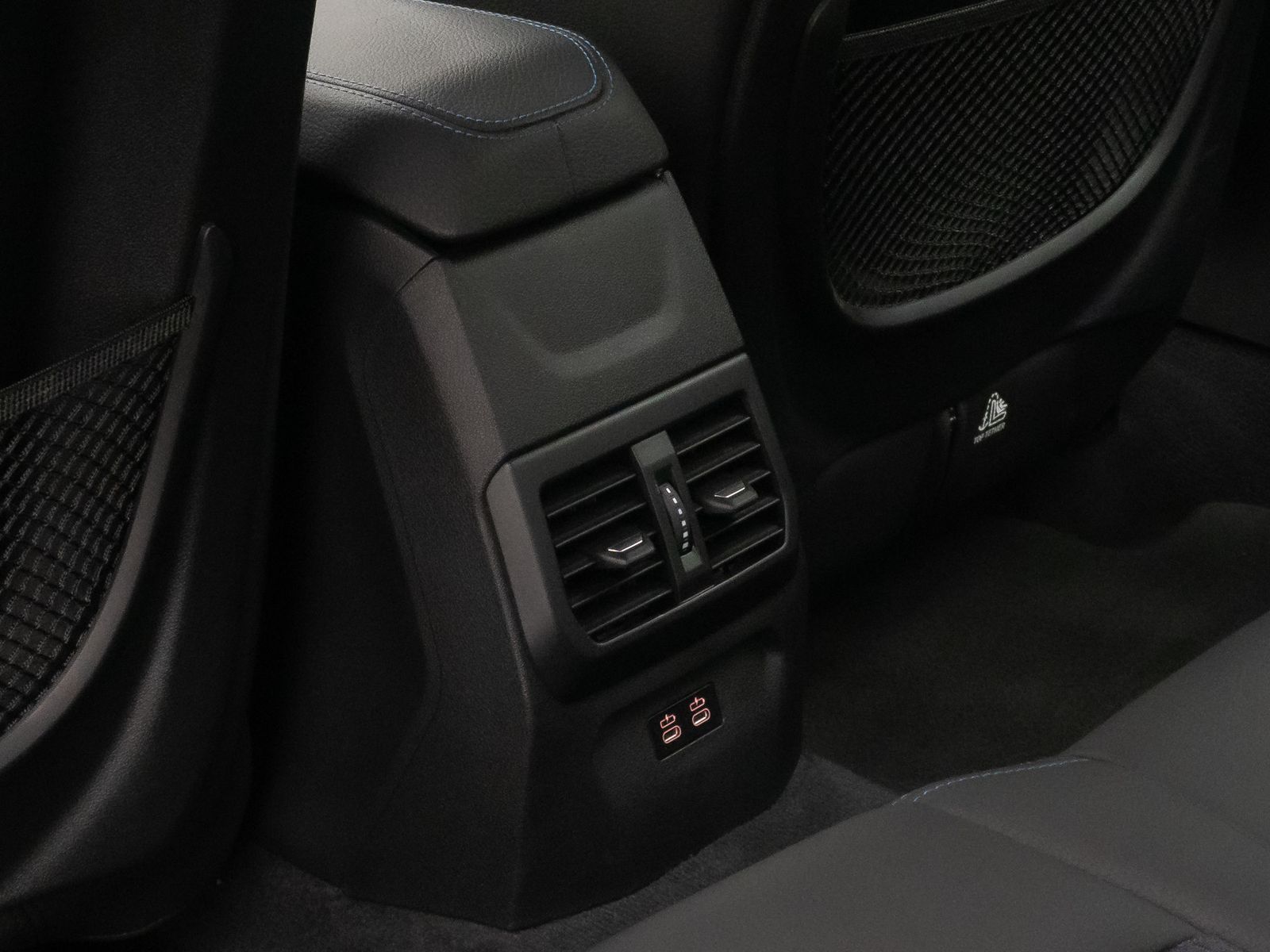 Fahrzeugabbildung BMW 218i Gran Coup&eacute; MSport DAB Lenkradheizung 18Zoll