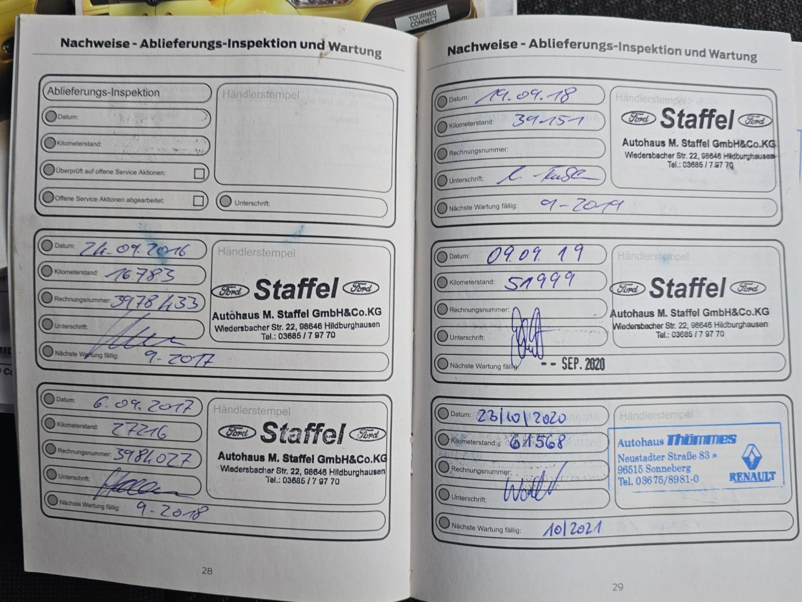 Fahrzeugabbildung Ford Transit Connect Kasten 8 FACH BEREIFT