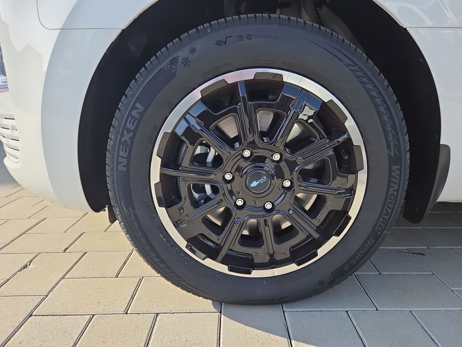Hyundai Staria – Bild 8