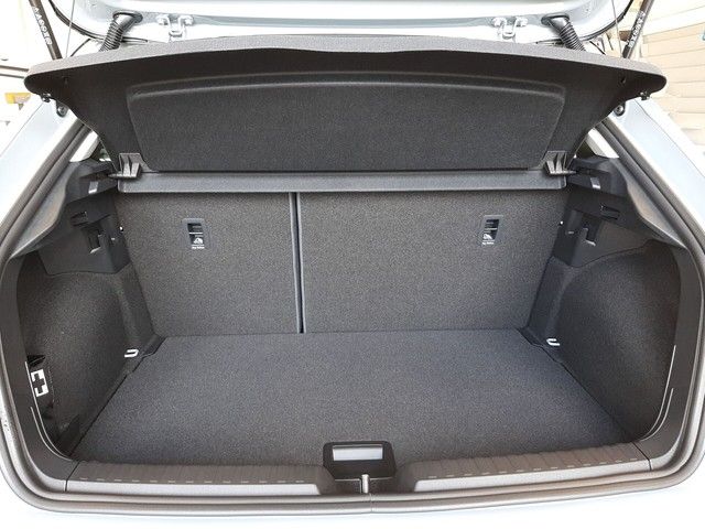 Fahrzeugabbildung Audi A1 Sportback 25TFSI advanced SHZ LED PDC 17"