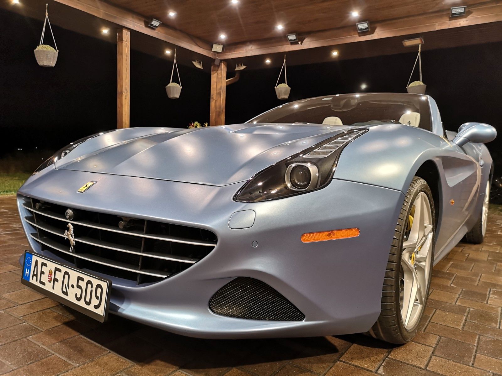 FERRARI California