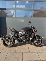 Benelli 752S - BENELLI NAKED BIKE