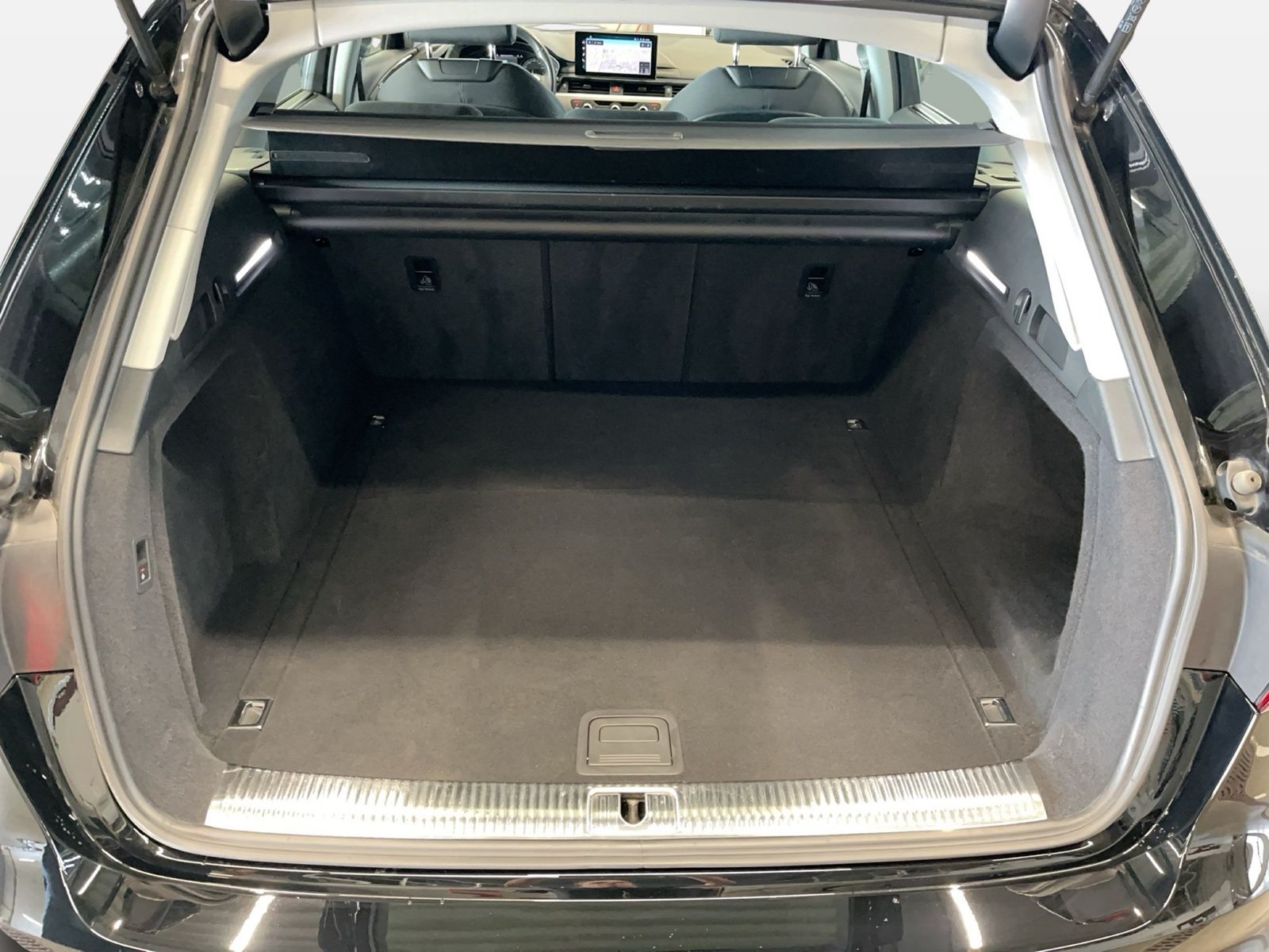 Audi A4 - Bild 11
