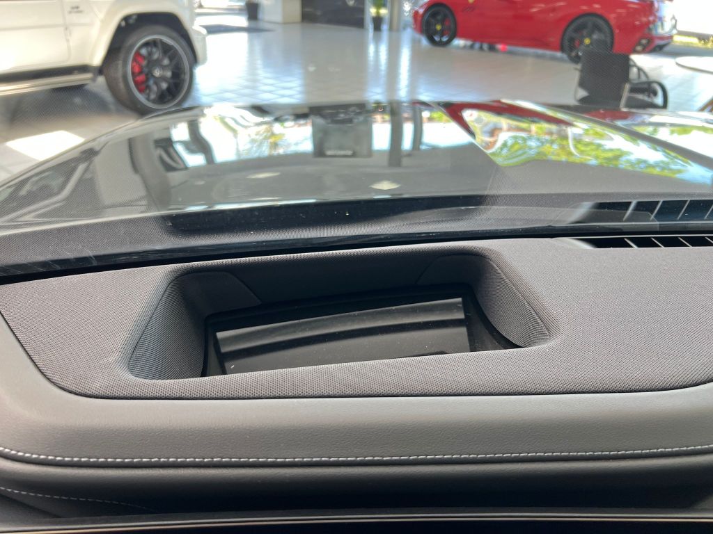 BMW 740 d xDrive M-Sport PANO-SKY*THEATRE*B&W*STHZG*
