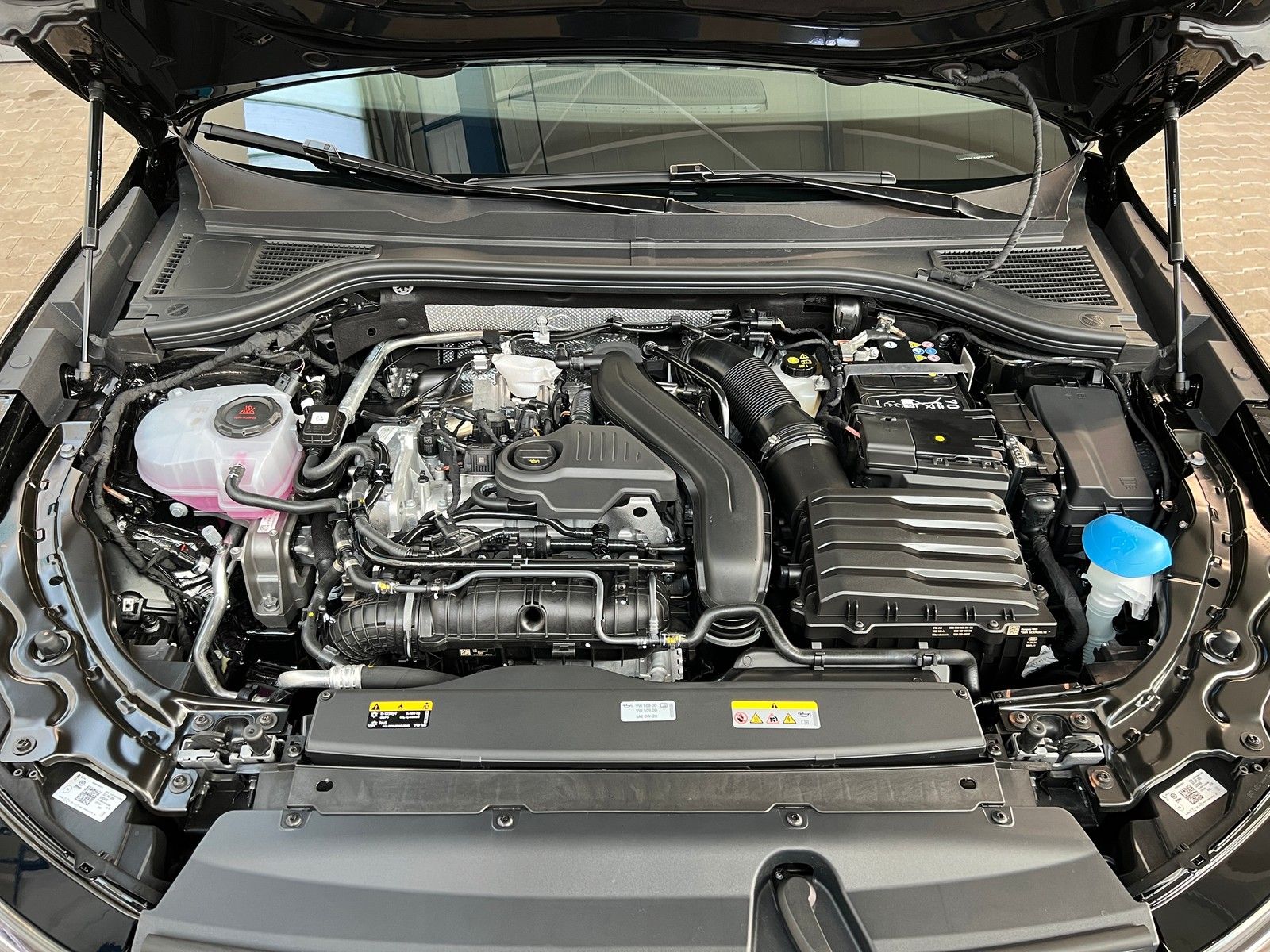 Fahrzeugabbildung Volkswagen Passat Variant / ehem. UPE.51.729,00** Business