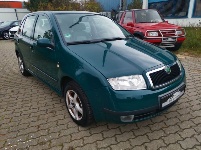 Skoda Fabia 1.4 16V 1.Hand TÜV Schiebedach