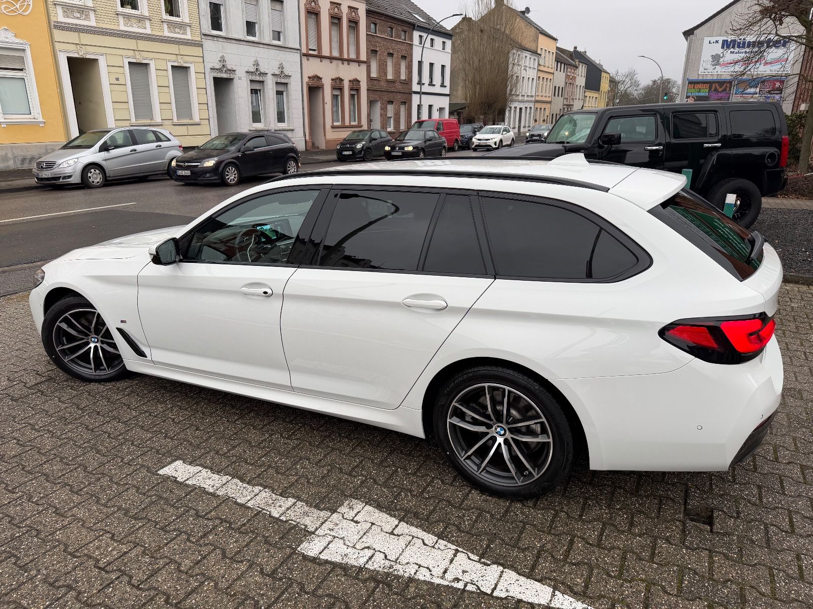 Fahrzeugabbildung BMW 520 i Touring M Sport H&K AHK LED KAMERA