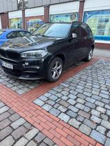 BMW X5 M50 M50d -