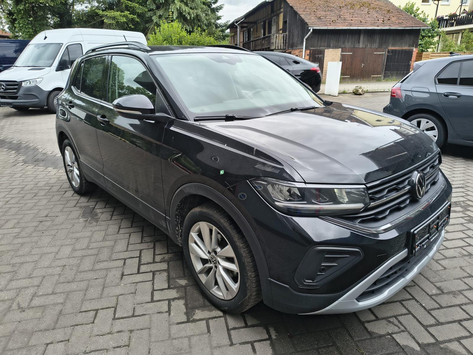 Volkswagen T-Cross 1.0 TSI DSG Life LED+KAM+ACC+CARPL+SHZ+