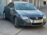Volkswagen Vw EOS 2.0 Diesel 140ps Kabrio AHK, CarPlay - Volkswagen Eos in Köln