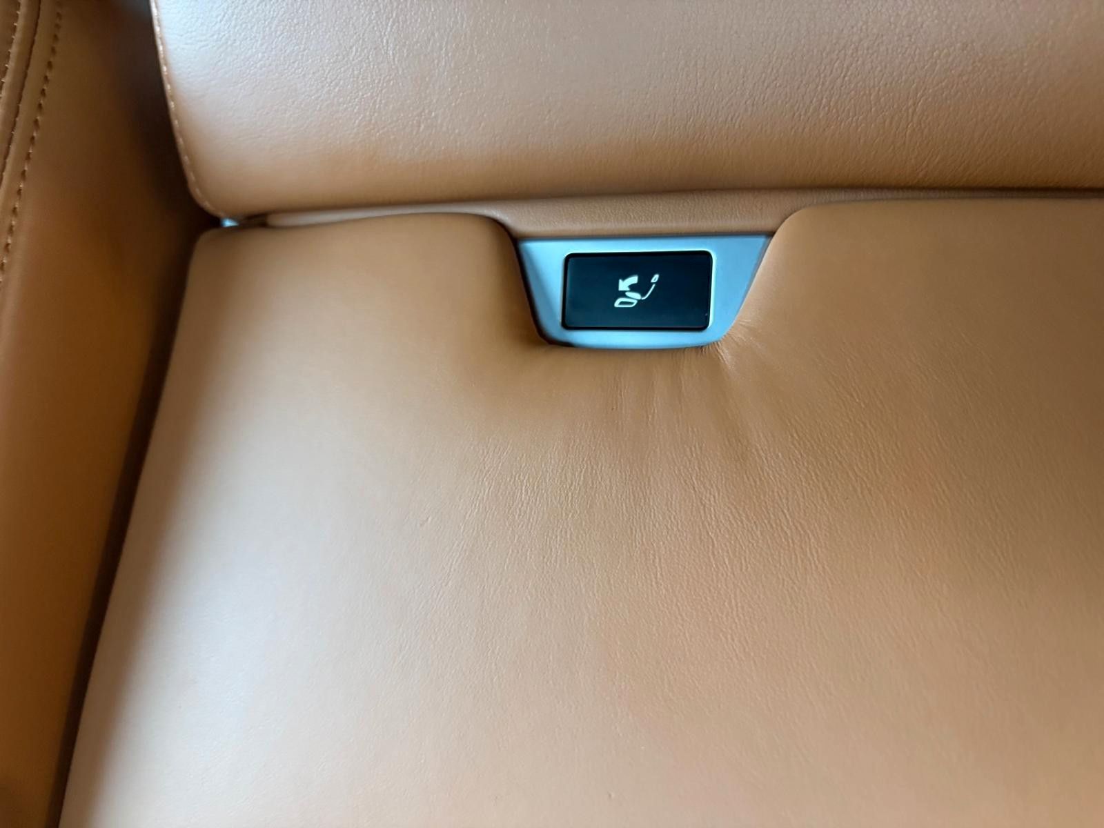 Fahrzeugabbildung Land Rover Range Rover 3.0 Liter SDV6 Autobiography