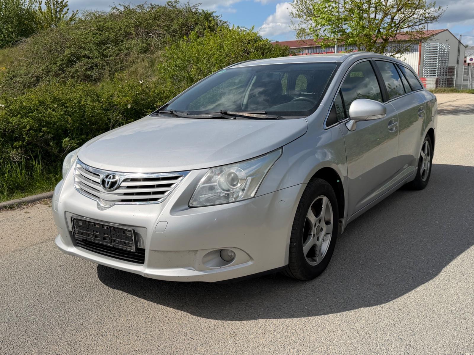Toyota Avensis 2,0 Di/93kw/Tempomat/EURO5