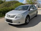 Toyota Avensis 2,0 Di/93kw/Tempomat/EURO5 - Toyota Avensis aus 2009 mit Diesel-Antrieb