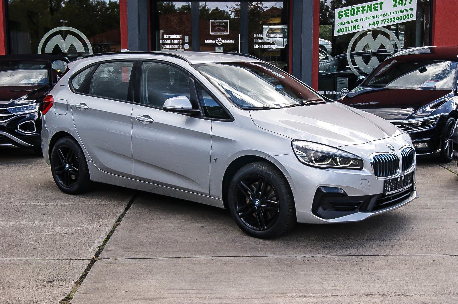 Fahrzeugabbildung BMW 225 xe Advantage Aut LED-SCHEINWERFER SIHZG PARK
