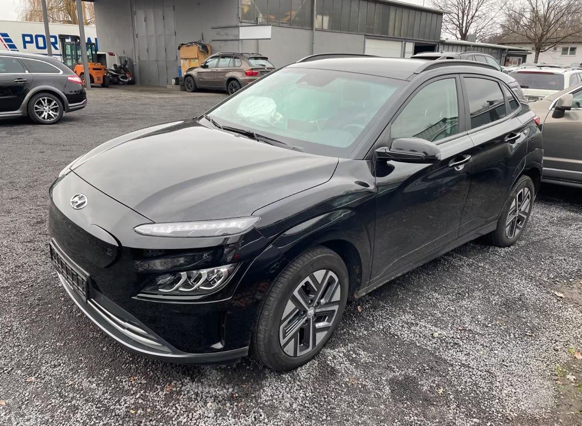 Hyundai Kona Basis Elektro 2WD