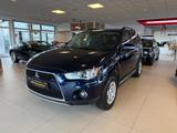 Mitsubishi Outlander 2WD Klimaautomatik/Tempomat/TÜV neu - blaue Mitsubishi Outlander