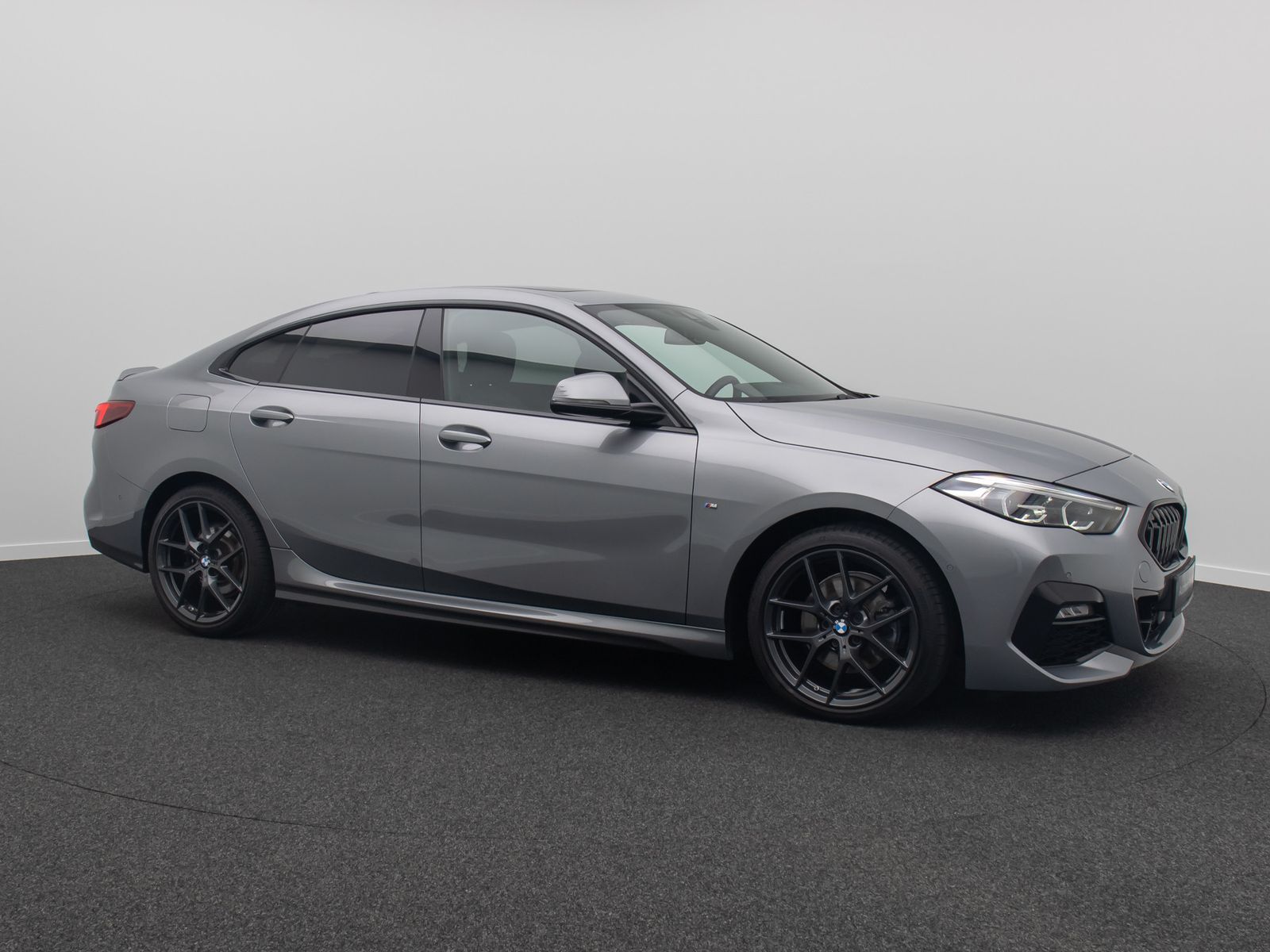 Fahrzeugabbildung BMW 218i Gran Coupé M Sport Kamera DAB HUD Panorama