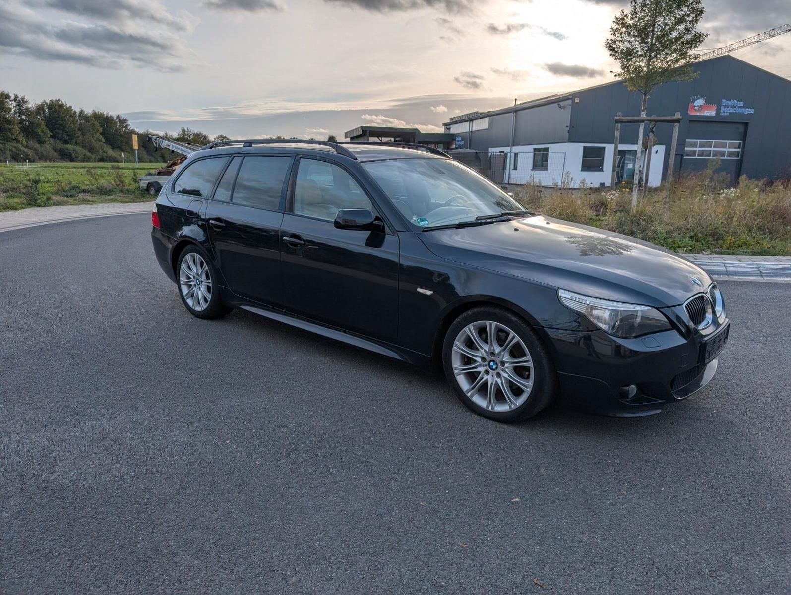 BMW 530