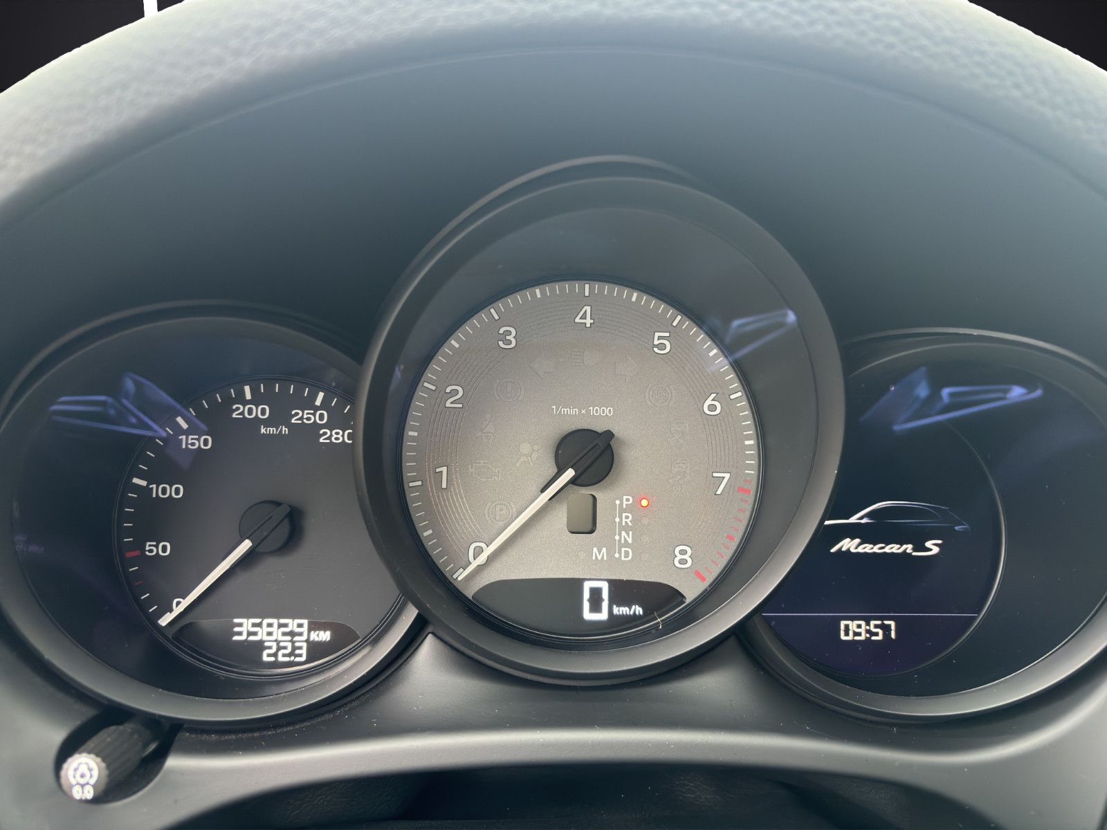 Fahrzeugabbildung Porsche Macan S* Navi*Kamera*AHK* PASM*Sitzheizung*