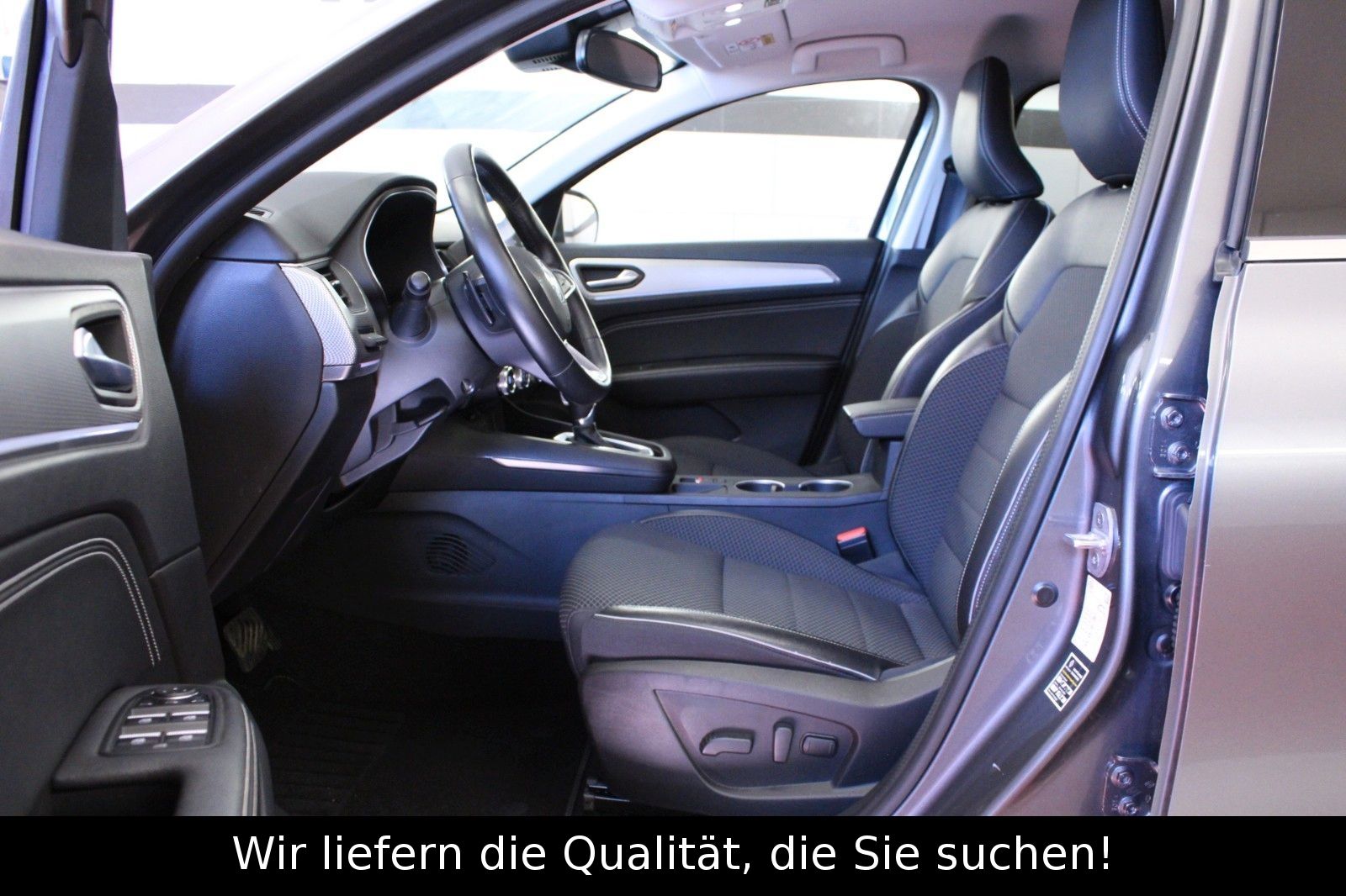 Fahrzeugabbildung Renault Arkana Mild Hybrid 140 EDC Techno