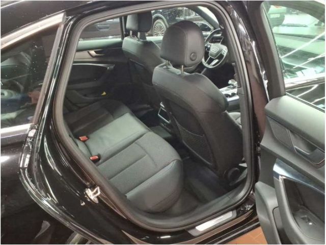 A6 50TFSIe quattro S-line Matrix/ACC/Navi/App-Co