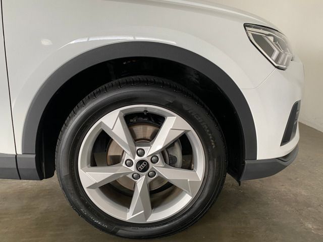 Q3 35 TFSI S tronic KAMERA+NAVI+SHZ+GRA