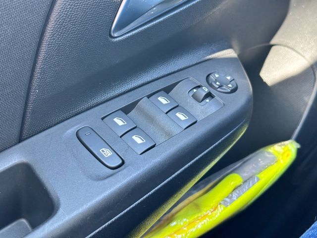 Fahrzeugabbildung Opel Corsa F 1.2 Turbo Edition LED,SHZ,PDC,Facelift