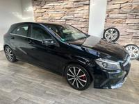 Mercedes-Benz A180  LED SHZ PDC Sportsitz PDC BLUETOOTH