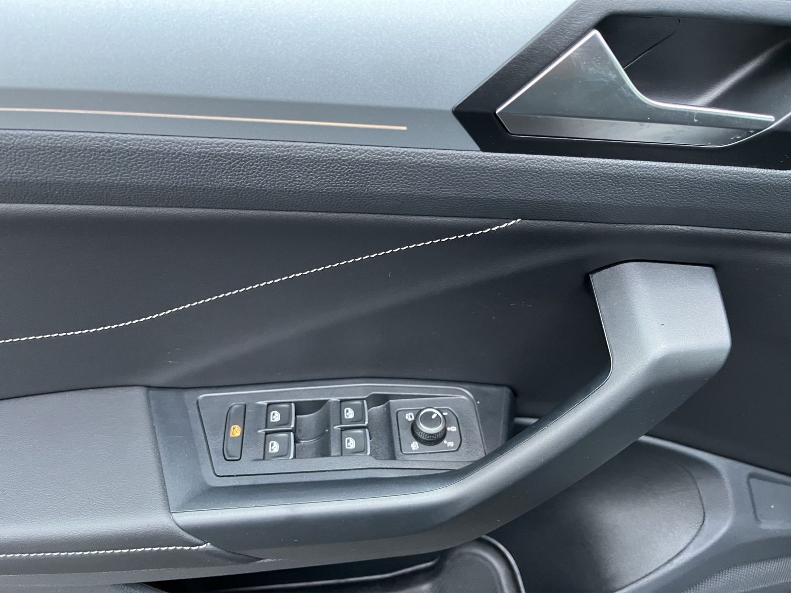 Volkswagen T-Roc - Bild 13