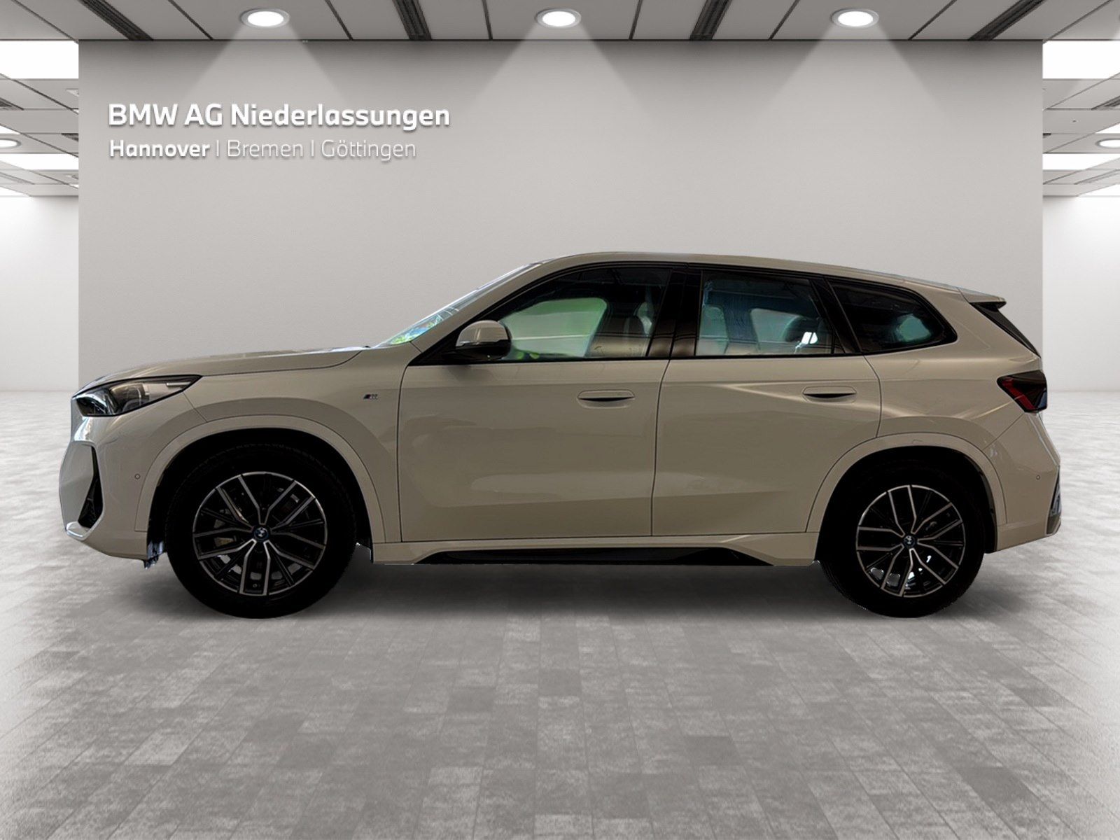 BMW iX1 - Bild 3