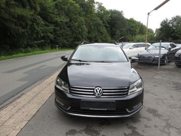 Volkswagen Passat Variant - 2