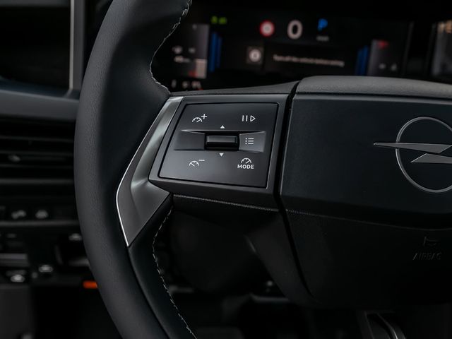 Opel Frontera GS 1.2 107 kW Kamera Navi 7-Sitzer
