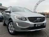 Volvo XC60 2.4D Kinetic AWD/Automatik/Panorama - Volvo: X60