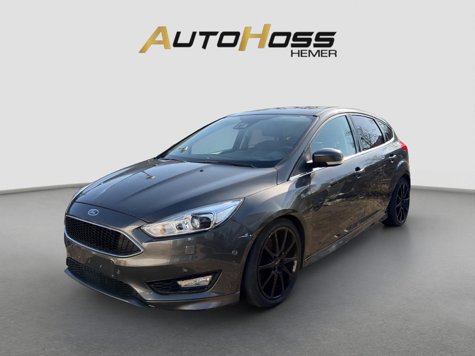 Ford Focus**Titanium**LED/Kamera/Sitzhzg/Lenkradhzg