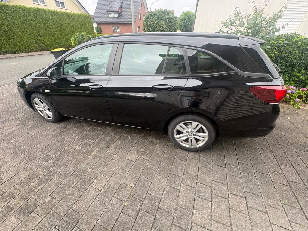 Image of Opel Astra