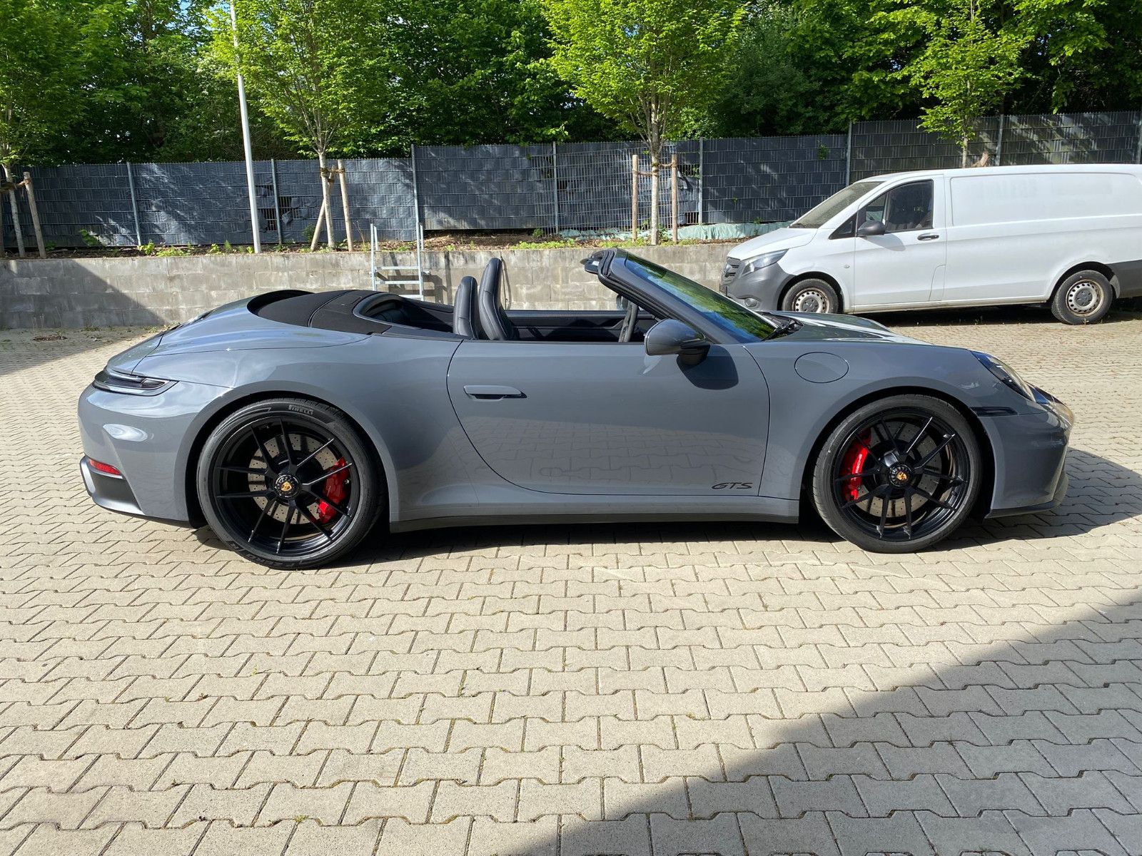 Porsche 992 GTS4 Cabriolet Lifting/Sitzklima/BOSE imagem 2