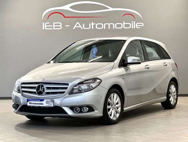 Mercedes-Benz B 180/1.Hand/S.Heft M.B/Navi/PDC/Temp./AHK/TÜV