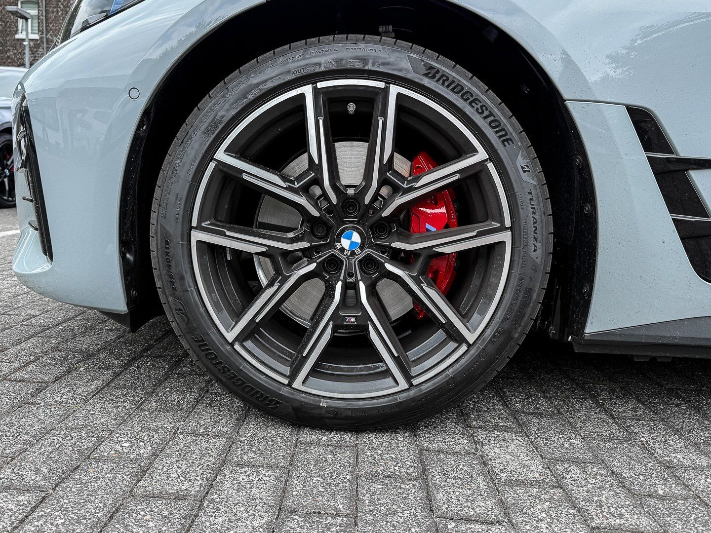 BMW i4 - Bild 6