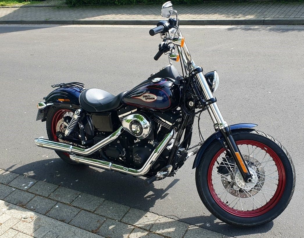 Fahrzeugabbildung Harley-Davidson Dyna Street Bob Special FXDBA