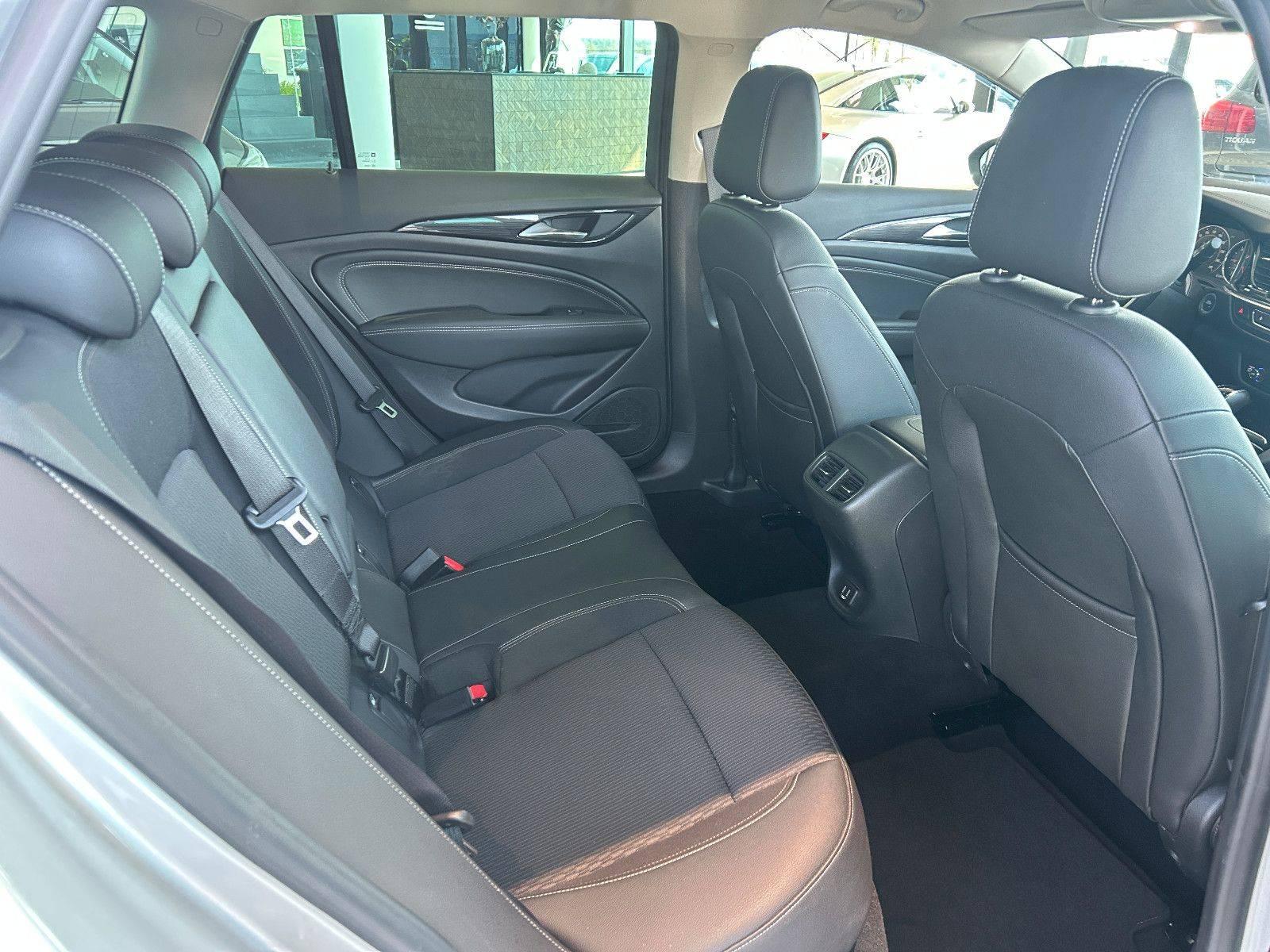 Opel Insignia AUTOMATIK+NAVIGATION+KAMERA+PDC+TEMPOM