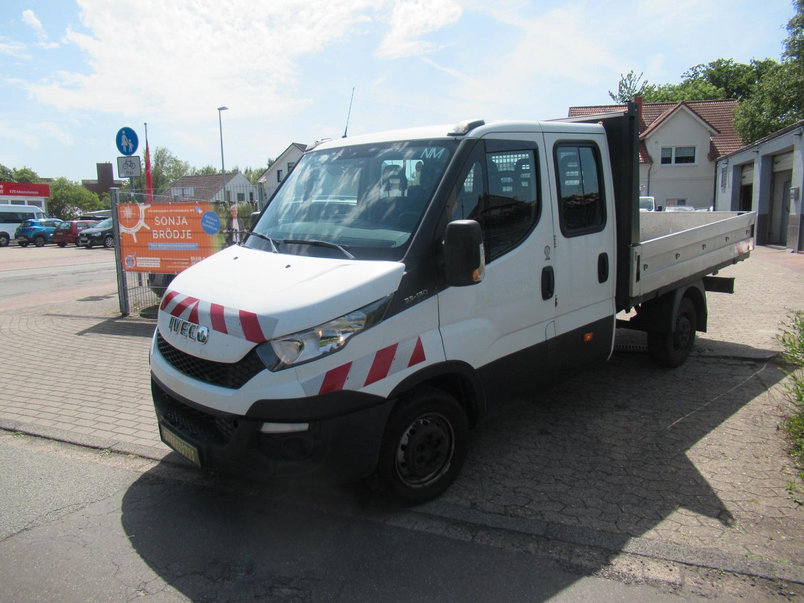 Iveco Doppelkabine 33S13 TÜV 06/27 7 Sitzer AHK