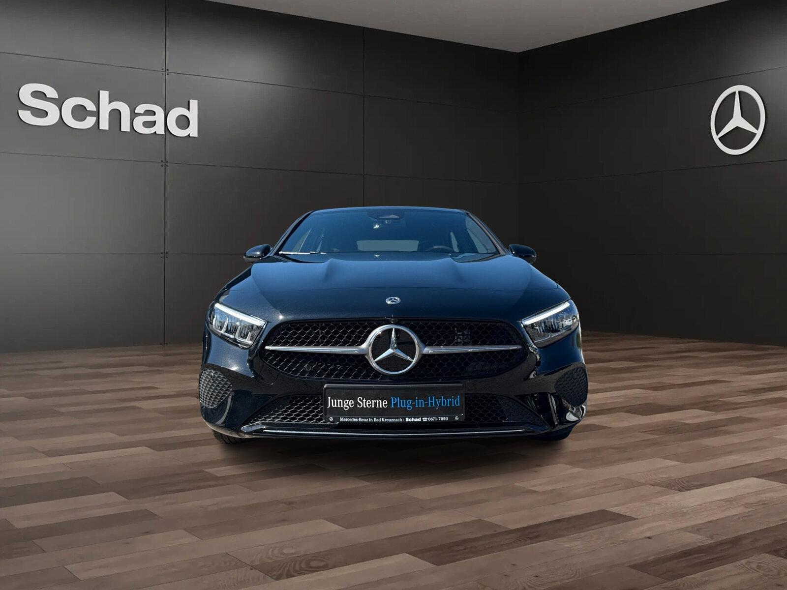 Mercedes-Benz A 250 e PROGRESSIVE +NAVI+LED+KAMERA+ASSIST+SHZ+