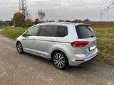 Volkswagen Touran 2.0 TDI R-Line, StHZ, AHK, Navi, Keyless - Volkswagen Touran mit Diesel-Antrieb: Standheizung