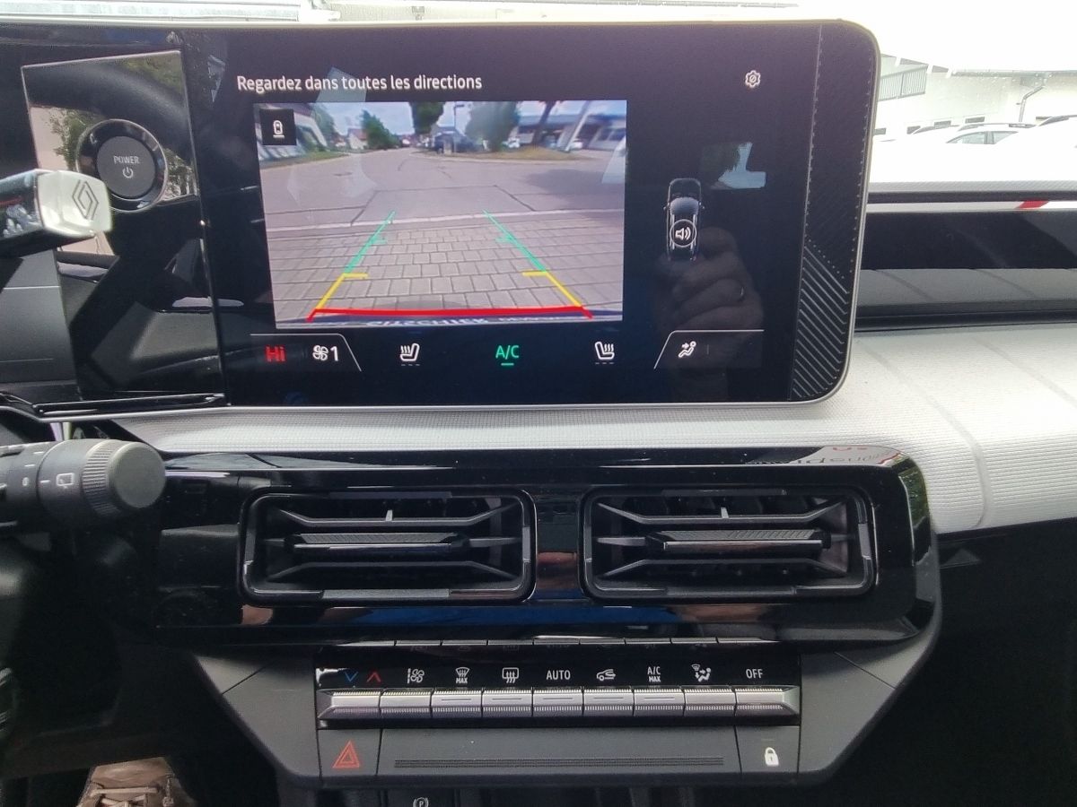 Fahrzeugabbildung Renault R 4 E-Tech elektrisch Evolution 150 Comfort Rang