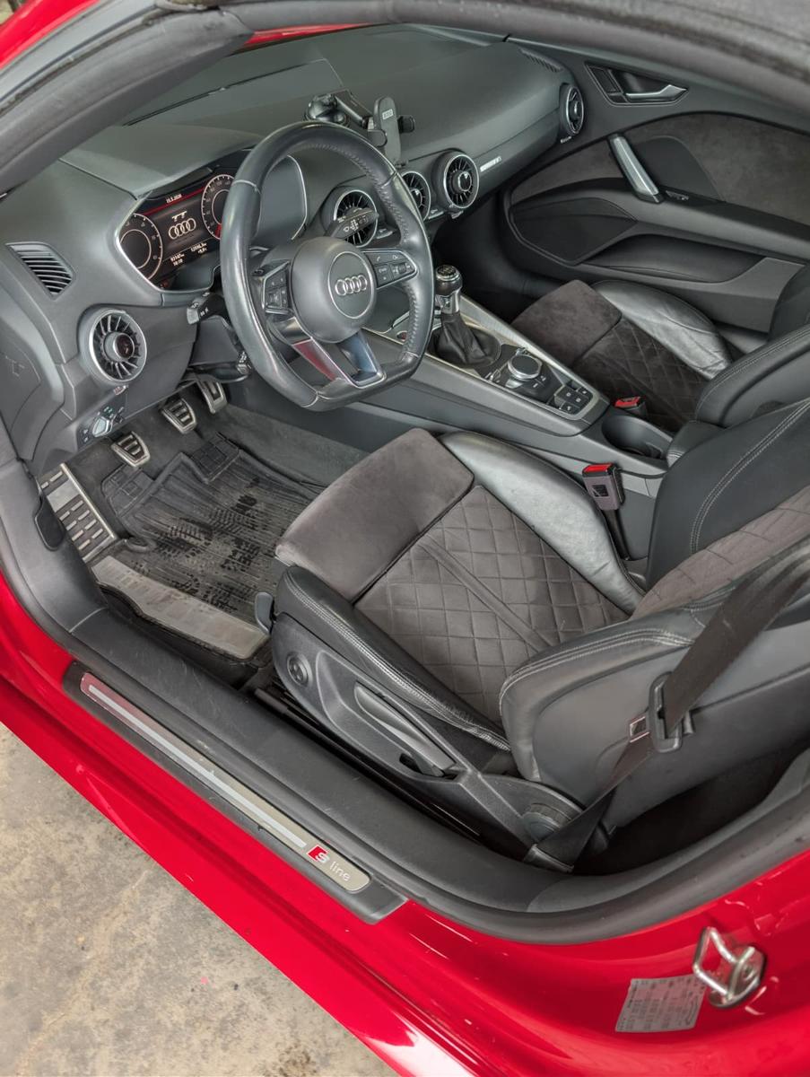 Audi TT Roadster 2.0 TDI ultra - S-line